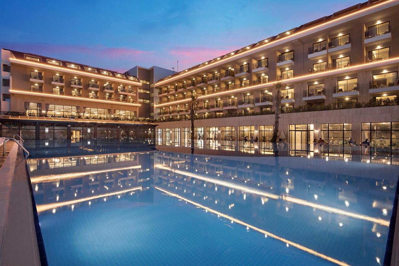 Aydinbey Queen'S Palace & Spa Belek Exterior photo
